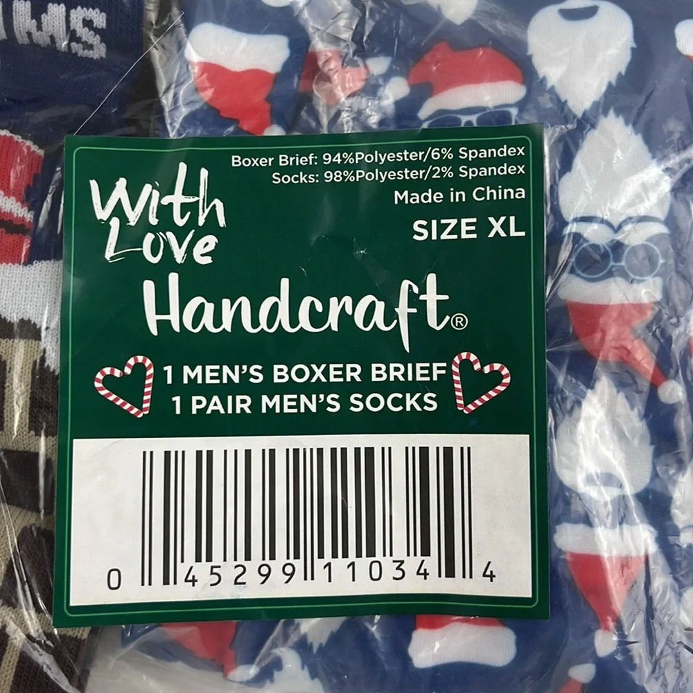 SET OF SIZE XL CHRISTMAS UNDERWEAR AND STOCKINGS - Picture 6 of 6